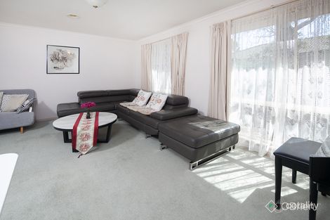 Property photo of 32 Allunga Parade Berwick VIC 3806