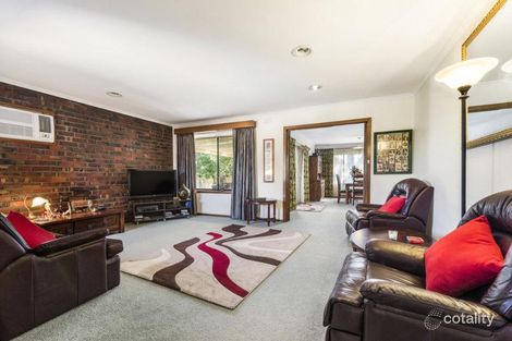 Property photo of 8 Gregory Crescent Mulgrave VIC 3170