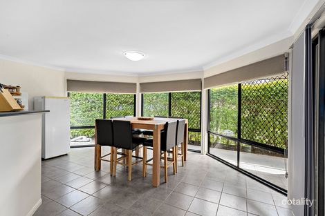 Property photo of 27 Borumba Court Narangba QLD 4504