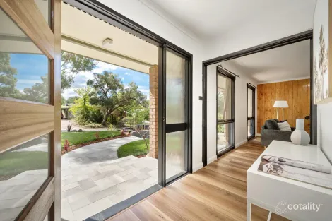 Property photo of 10 Emerton Street Evatt ACT 2617