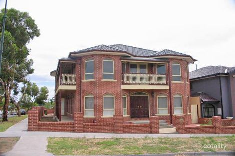 41 Central Park Ave, Maribyrnong, VIC 3032