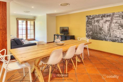 Property photo of 4 Cornell Street Robertson QLD 4109