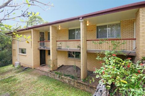 Property photo of 143 Jerrang Street Indooroopilly QLD 4068
