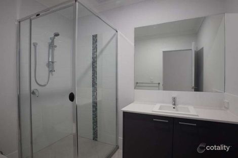 Property photo of 19 Gideon Gardens Pimpama QLD 4209