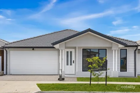 30 Coolangatta Dr, Mickleham, VIC 3064