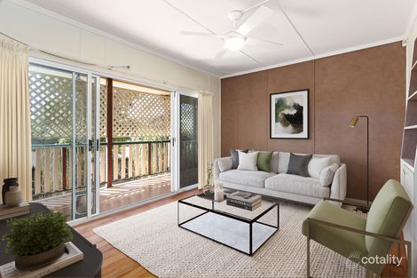 19 Warde St, Scarborough, QLD 4020