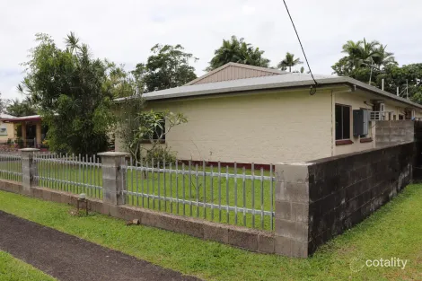 111 MOURILYAN RD, EAST INNISFAIL, QLD 4860