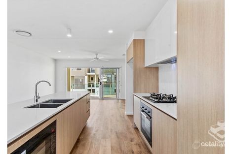 Property photo of 8 Lawrence Lyons Place Kenmore QLD 4069
