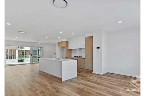 Property photo of 8 Lawrence Lyons Place Kenmore QLD 4069