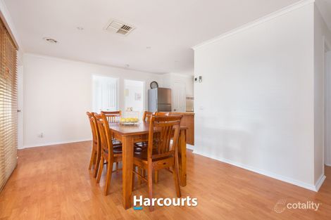 Property photo of 9 Yandilla Court Berwick VIC 3806