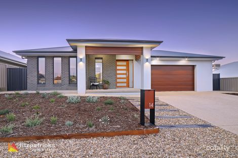 Property photo of 14 Goldstein Crescent Lloyd NSW 2650