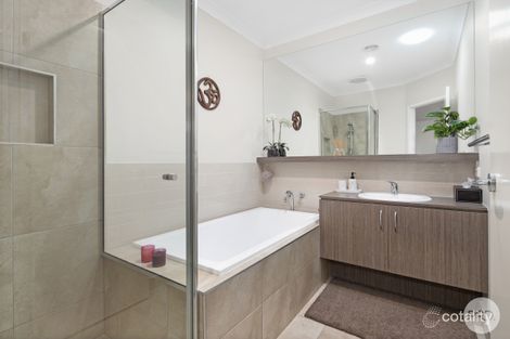 Property photo of 16 Lorensini Road Lucas VIC 3350