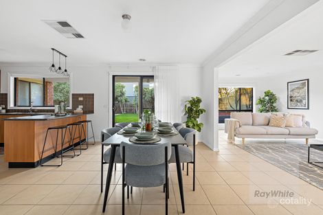 Property photo of 4 Newman Close Bundoora VIC 3083