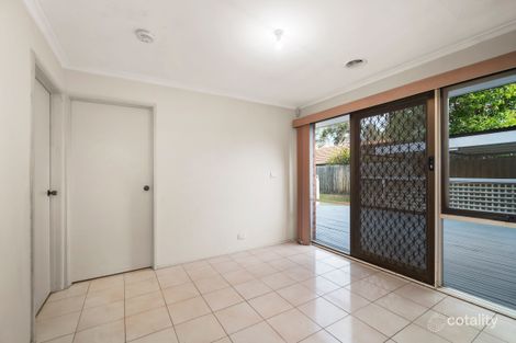 Property photo of 42 Kellaway Crescent Mill Park VIC 3082