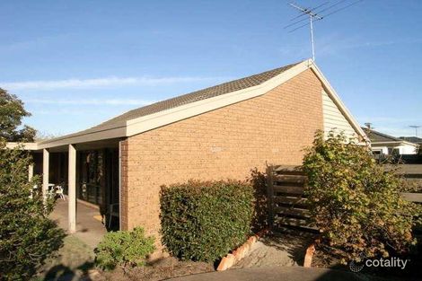 Property photo of 3/38 Van Ness Avenue Mornington VIC 3931
