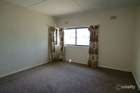 Property photo of 16 Boronia Avenue Woy Woy NSW 2256