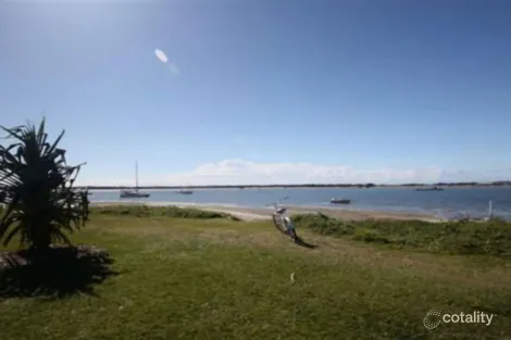 Property photo of 6/224 Marine Parade Labrador QLD 4215