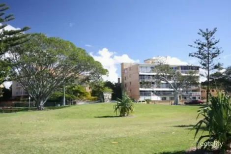 Property photo of 6/224 Marine Parade Labrador QLD 4215