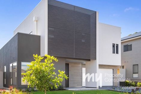 10 Karina Pl, Gledswood Hills, NSW 2557