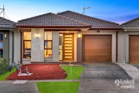 Property photo of 51 Whitebark Street Wollert VIC 3750