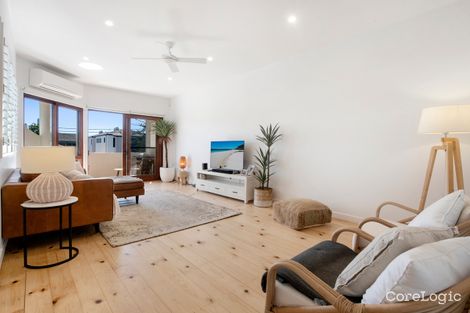 Property photo of 2/16 Tamborine Street Mermaid Beach QLD 4218