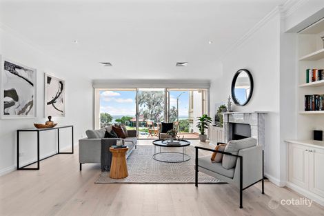 Property photo of 56A Beach Road Hampton VIC 3188