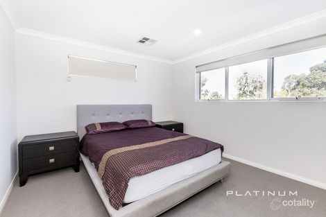Property photo of 18D Bridgewater Crescent Karrinyup WA 6018