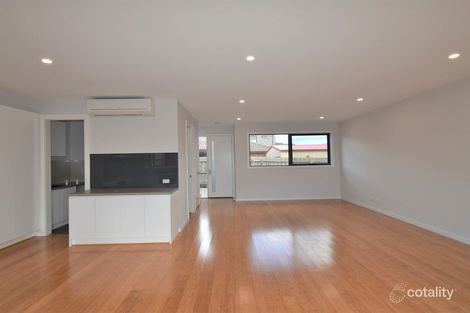 Property photo of 2/245 Westall Road Clayton South VIC 3169