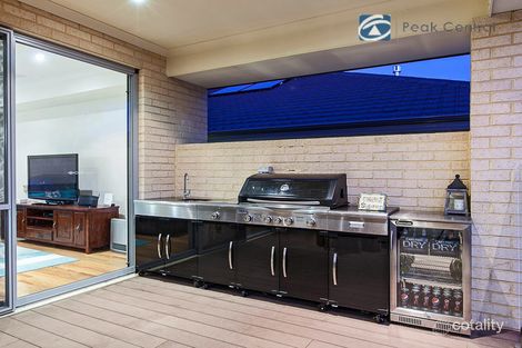 Property photo of 24 Descanso Loop Aubin Grove WA 6164