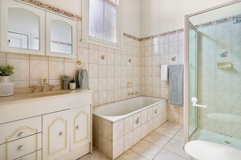 Property photo of 40 Auburn Parade Hawthorn East VIC 3123