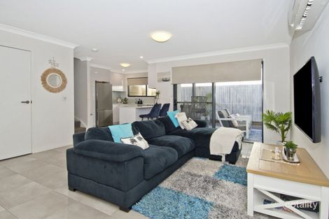Property photo of 4/22 Careel Close Helensvale QLD 4212