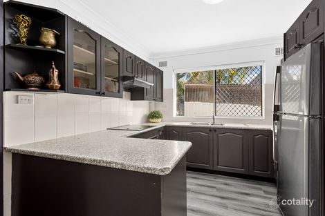 Property photo of 31 Rowland Avenue Wollongong NSW 2500