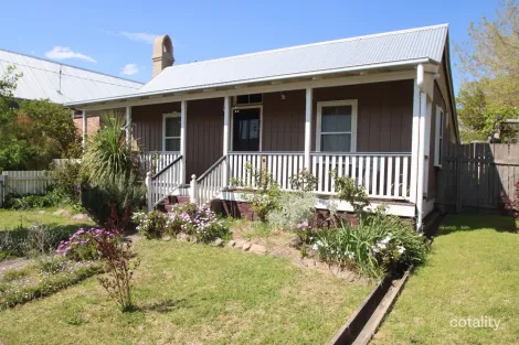 Property photo of 367 Rouse Street Tenterfield NSW 2372
