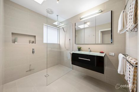Property photo of 15 Lewton Road Mount Waverley VIC 3149