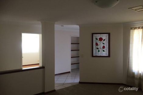 Property photo of 33 Citrine Gardens Forrestfield WA 6058