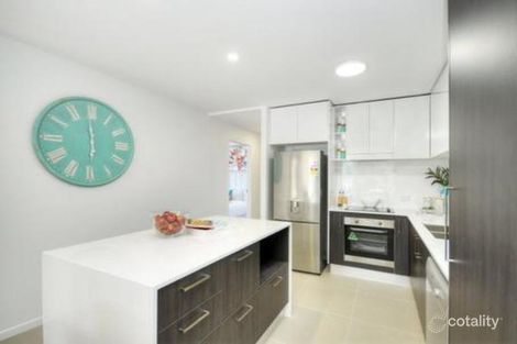 Property photo of 401/26 Spendelove Avenue Southport QLD 4215