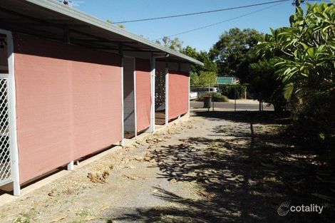 16 Flynn St, Mornington, QLD 4825