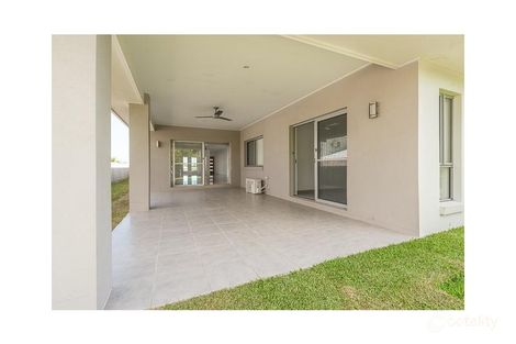 Property photo of 51 Village Circuit Eimeo QLD 4740