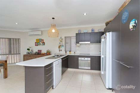 Property photo of 3 Totley Chase Trinity Park QLD 4879