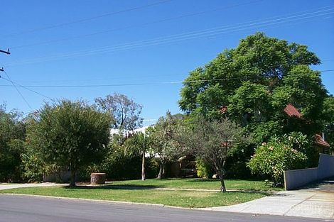 48 Ogilvie Rd, Mount Pleasant, WA 6153