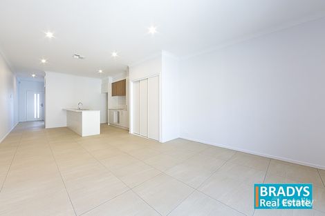 Property photo of 16 Wahlquist Street Strathnairn ACT 2615