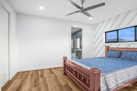 Property photo of 7 Roundtop Road Truganina VIC 3029