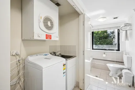 Property photo of 304/112 Mounts Bay Road Perth WA 6000