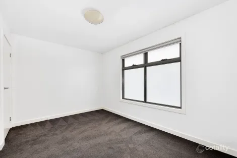 Property photo of 2 Riggall Street Dallas VIC 3047