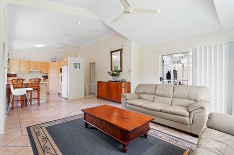 Property photo of 2/8 Sarena Court Sunshine Beach QLD 4567