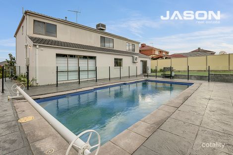 Property photo of 13 Everingham Court Greenvale VIC 3059