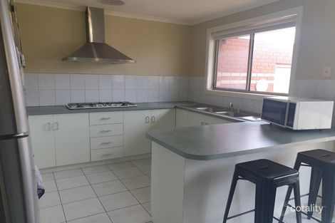 Property photo of 2/39-41 Swindon Crescent Keilor Downs VIC 3038