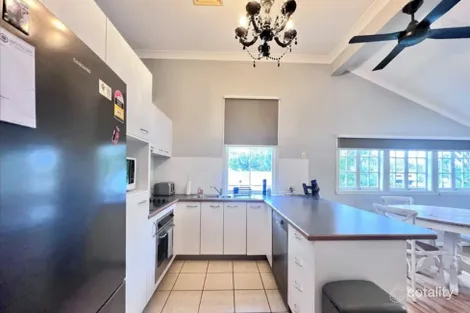 Property photo of 97 Jerrang Street Indooroopilly QLD 4068
