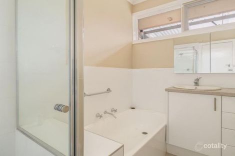 145 Holland Rd, Blackburn South, VIC 3130