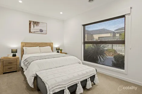 Property photo of 3/30 Staughton Avenue Capel Sound VIC 3940